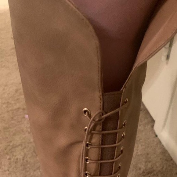 Tan knee high faux leather boots - Picture 4 of 4